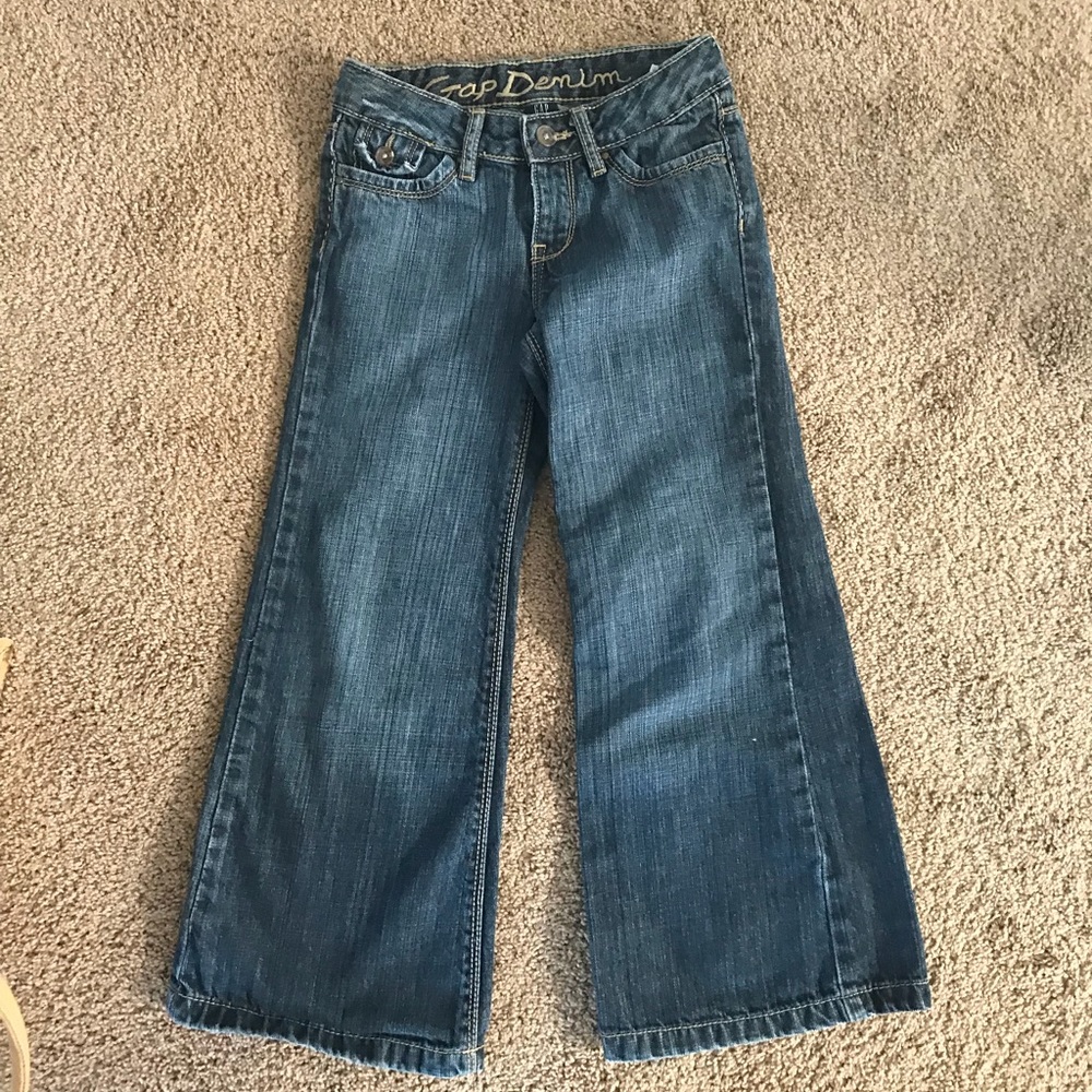 Girls size 6 Gap Jeans wide/flare leg- adorable!